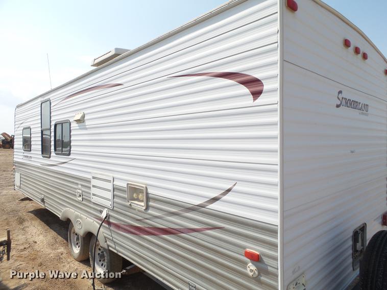 image for item EN9618 2007 Summerland camper