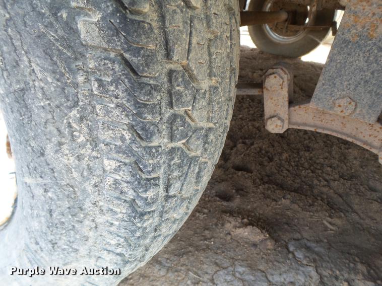 image for item EN9618 2007 Summerland camper