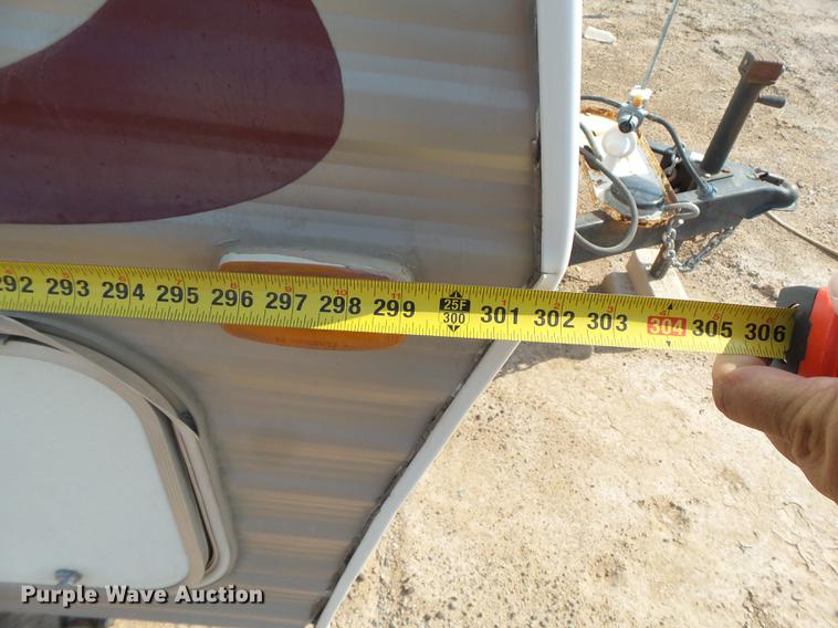 image for item EN9618 2007 Summerland camper