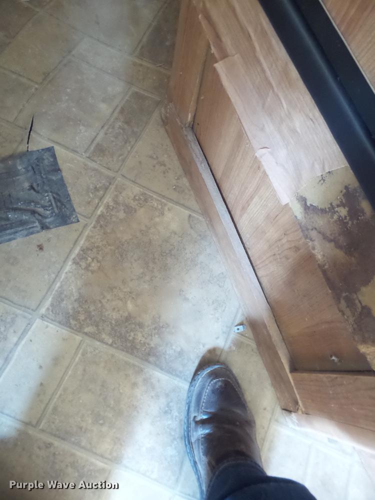 image for item EN9618 2007 Summerland camper