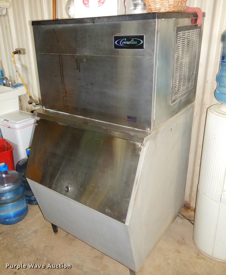 Cornelius G430AP ice machine in Warner, OK Item G1250 sold Purple Wave