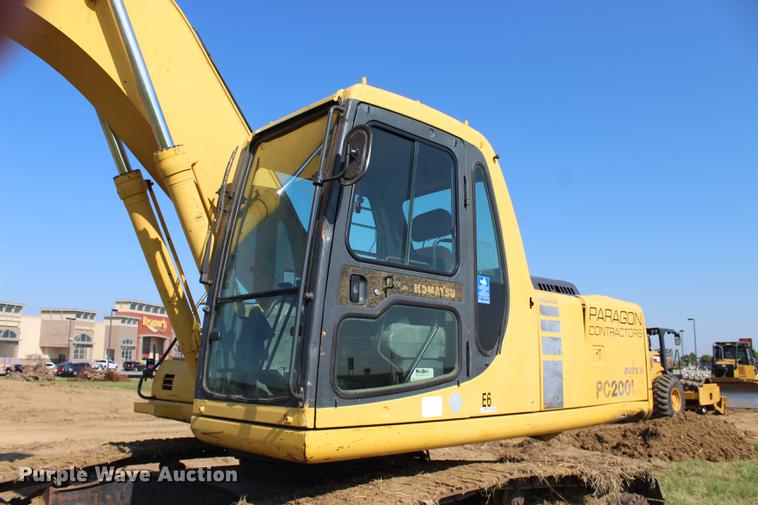 image for item BE9320 2001 Komatsu PC200LC-6 excavator