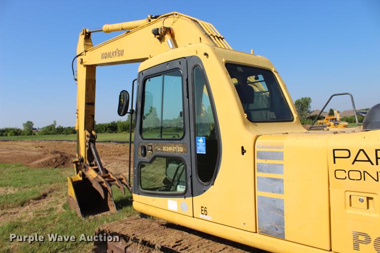 image for item BE9320 2001 Komatsu PC200LC-6 excavator