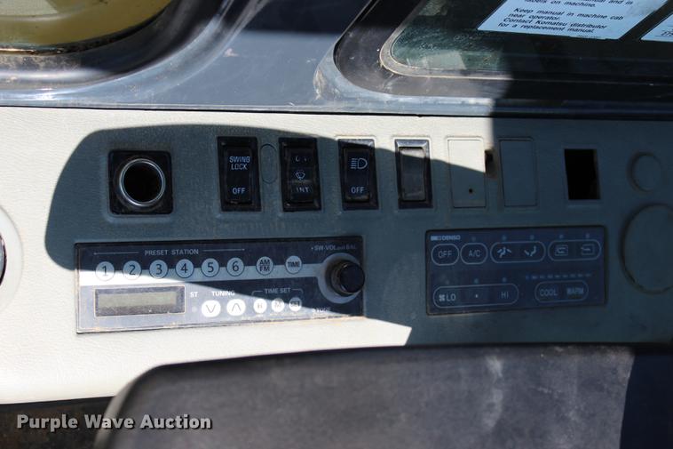 image for item BE9320 2001 Komatsu PC200LC-6 excavator