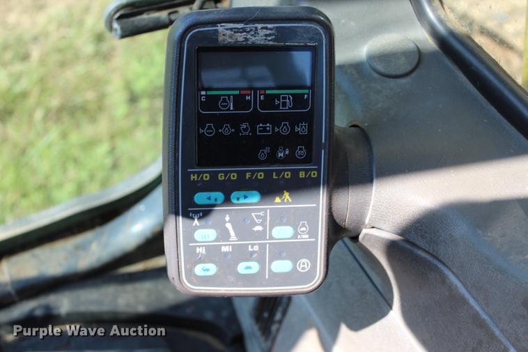 image for item BE9320 2001 Komatsu PC200LC-6 excavator