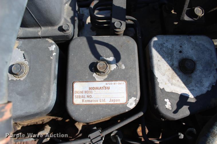 image for item BE9320 2001 Komatsu PC200LC-6 excavator