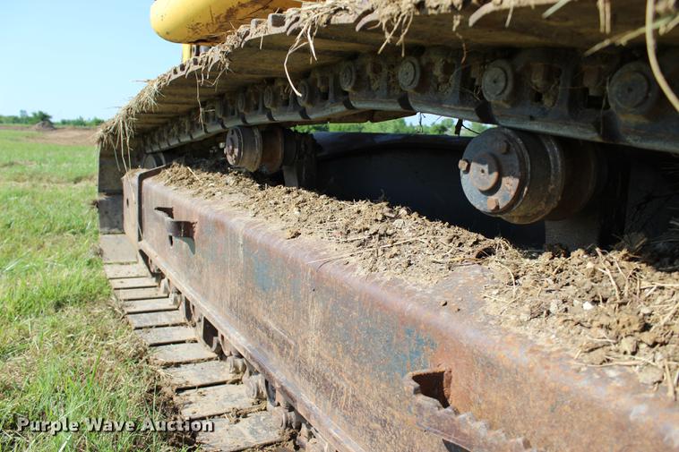 image for item BE9320 2001 Komatsu PC200LC-6 excavator