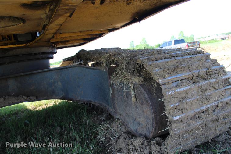 image for item BE9320 2001 Komatsu PC200LC-6 excavator