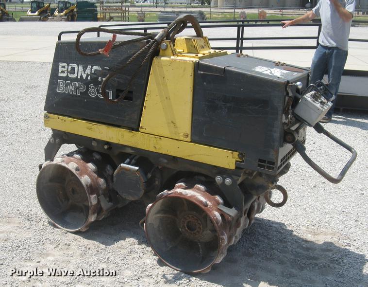 image for item BL9040 1999 Bomag BMP851 vibratory trench compactor