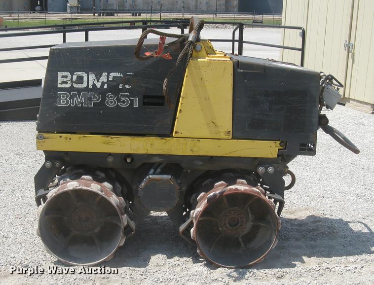 image for item BL9040 1999 Bomag BMP851 vibratory trench compactor