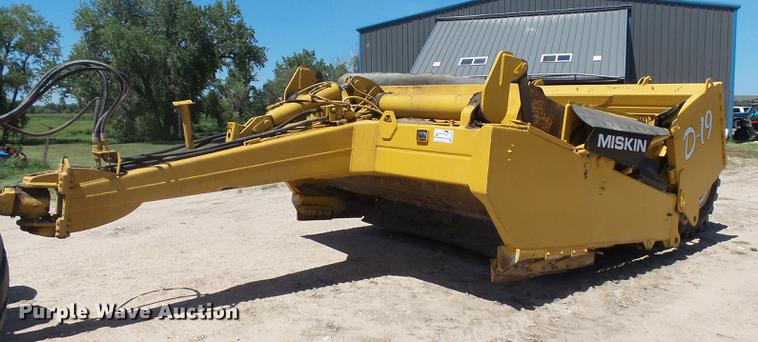 image for item DA3582 2005 Miskin D19 scraper