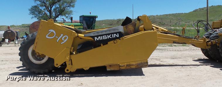 image for item DA3582 2005 Miskin D19 scraper
