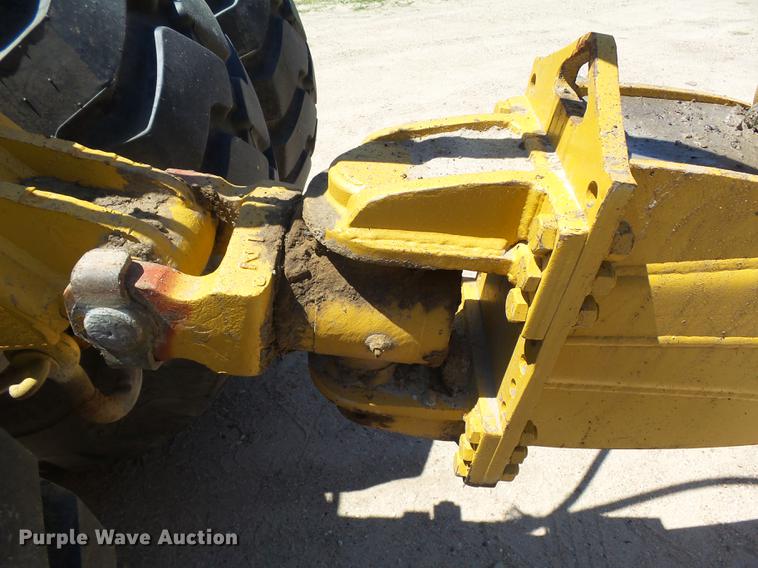 image for item DA3582 2005 Miskin D19 scraper