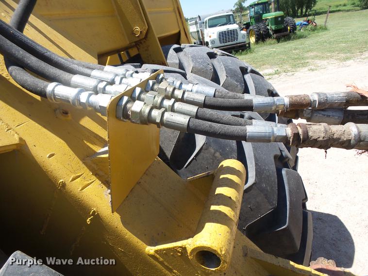 image for item DA3582 2005 Miskin D19 scraper