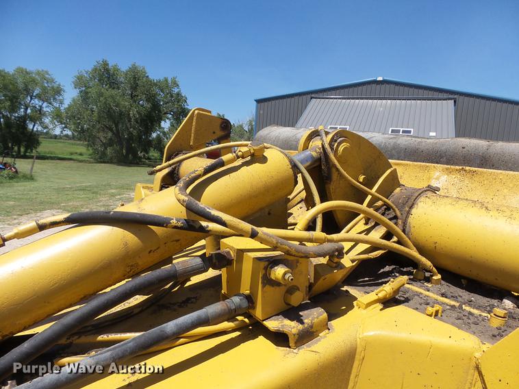 image for item DA3582 2005 Miskin D19 scraper