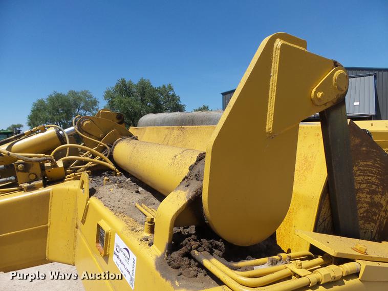 image for item DA3582 2005 Miskin D19 scraper