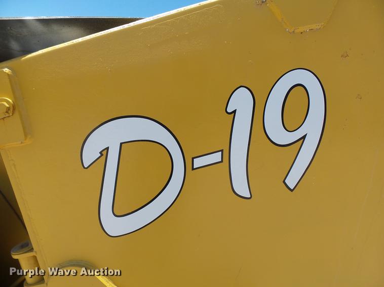 image for item DA3582 2005 Miskin D19 scraper