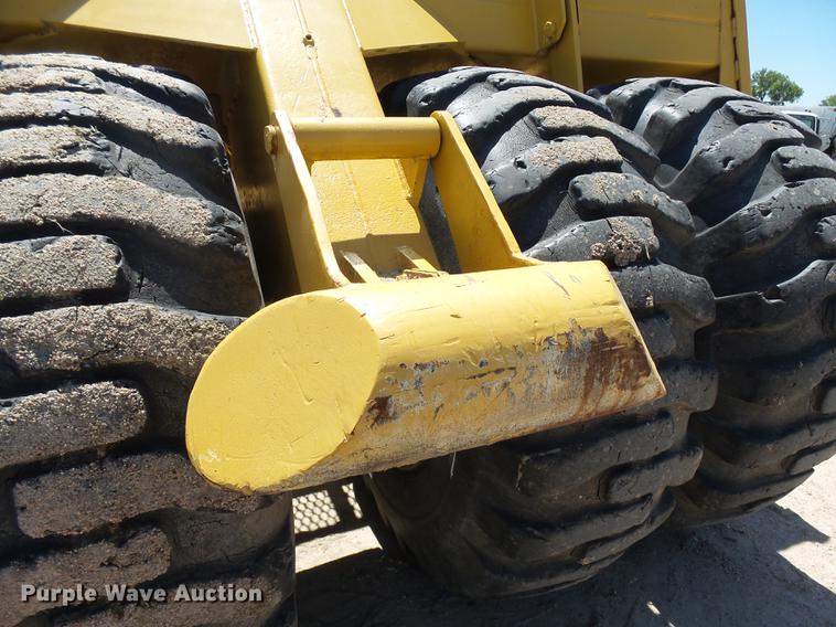 image for item DA3582 2005 Miskin D19 scraper