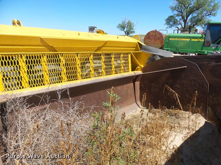 image for item DA3582 2005 Miskin D19 scraper