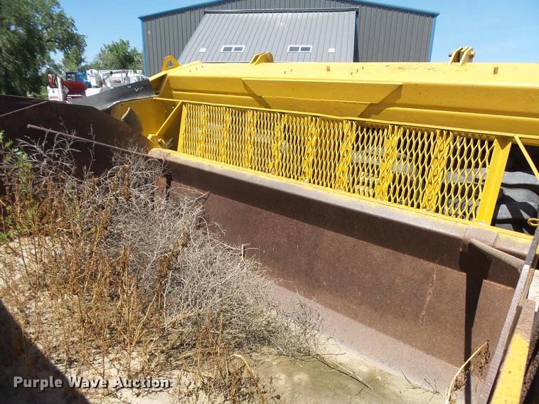 image for item DA3582 2005 Miskin D19 scraper