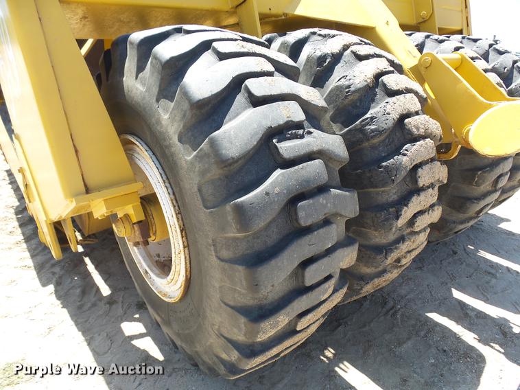 image for item DA3582 2005 Miskin D19 scraper