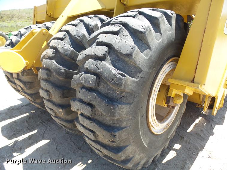 image for item DA3582 2005 Miskin D19 scraper