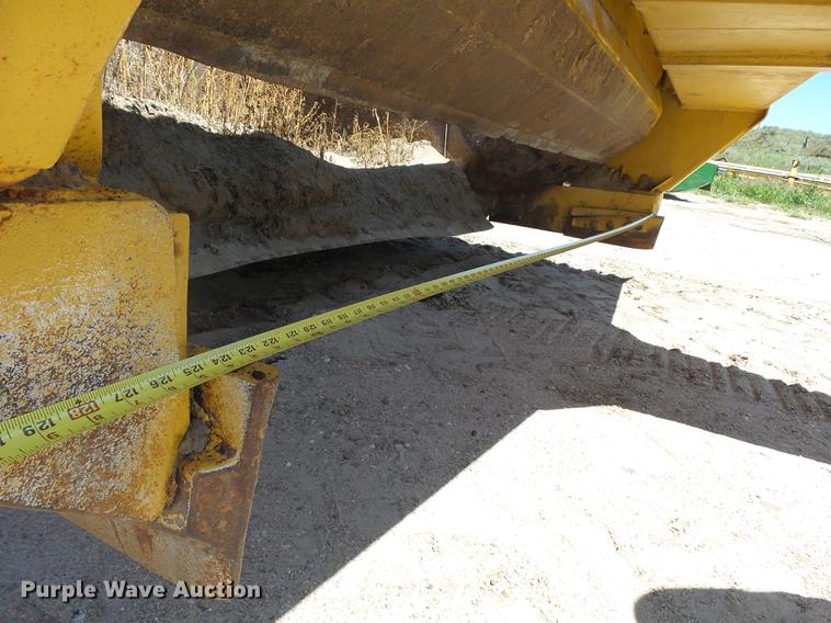 image for item DA3582 2005 Miskin D19 scraper