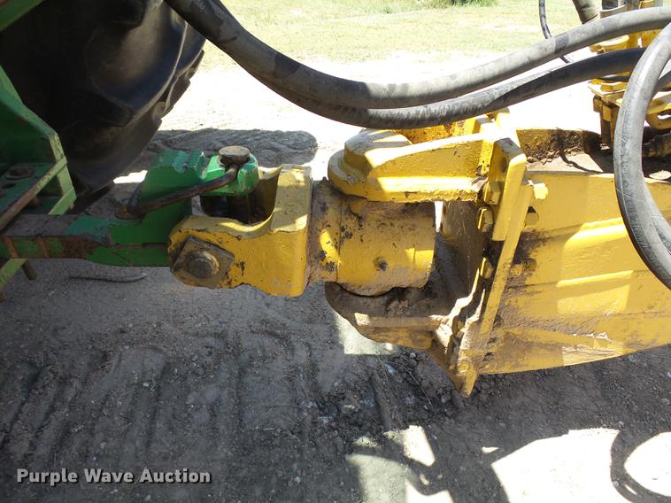 image for item DA3584 2005 Miskin D19 scraper