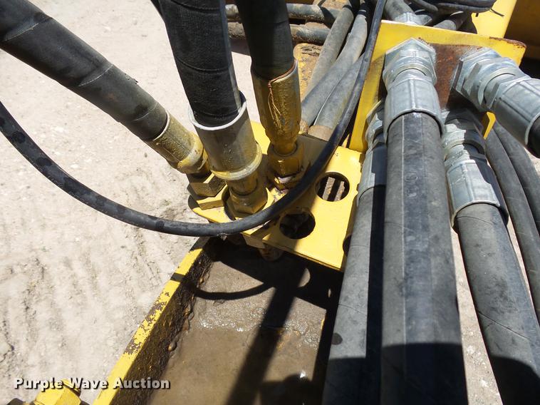 image for item DA3584 2005 Miskin D19 scraper