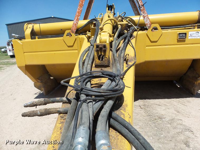 image for item DA3584 2005 Miskin D19 scraper