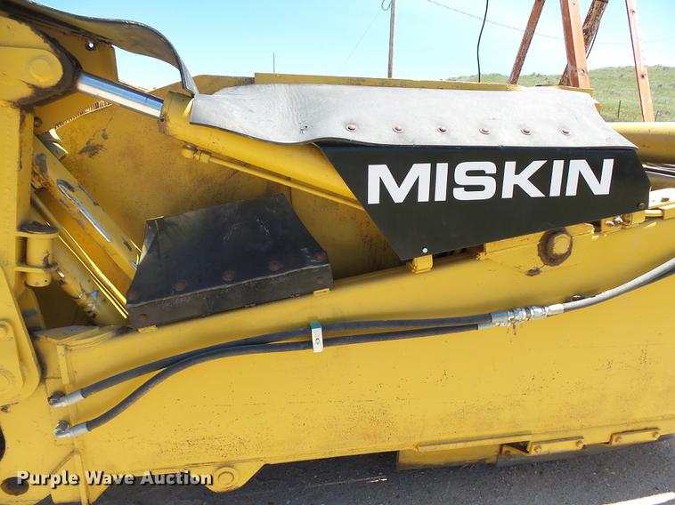image for item DA3584 2005 Miskin D19 scraper