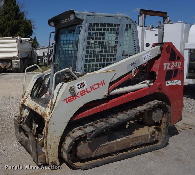 image for item DB6226 2008 Takeuchi TL240 skid steer