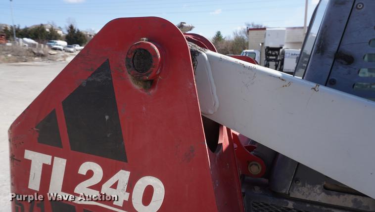 image for item DB6226 2008 Takeuchi TL240 skid steer