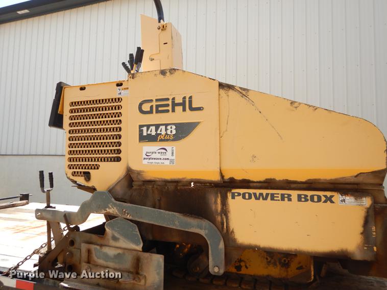 image for item DB8371 Gehl 1448 Plus Power Box paver