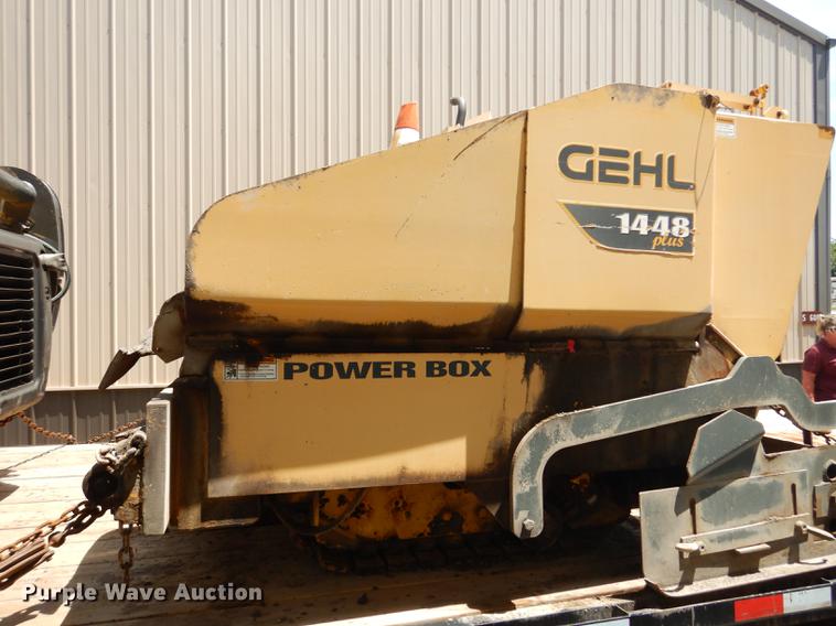 image for item DB8371 Gehl 1448 Plus Power Box paver