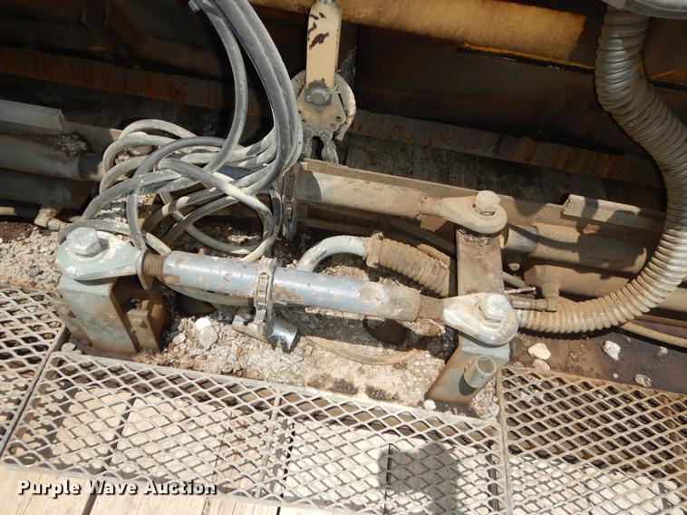 image for item DB8371 Gehl 1448 Plus Power Box paver