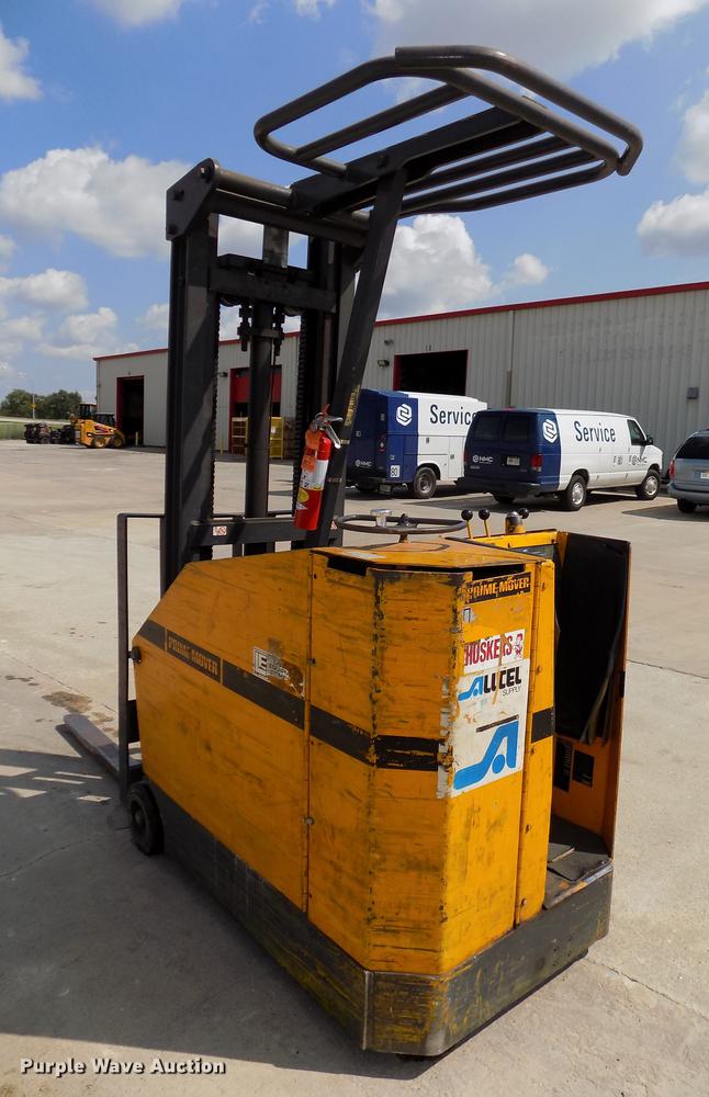 image for item DB8649 Prime Mover RC30 forklift