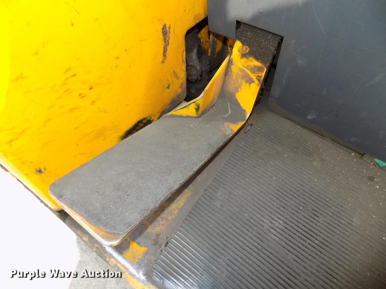 image for item DB8649 Prime Mover RC30 forklift