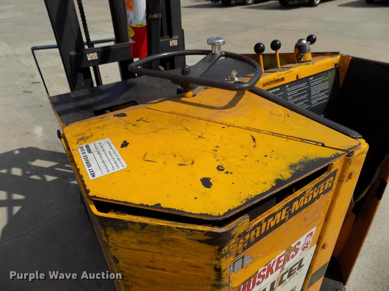 image for item DB8649 Prime Mover RC30 forklift