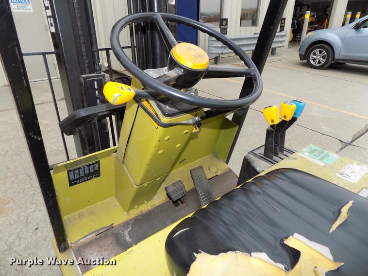 image for item DB8656 1988 Clark TM15 forklift