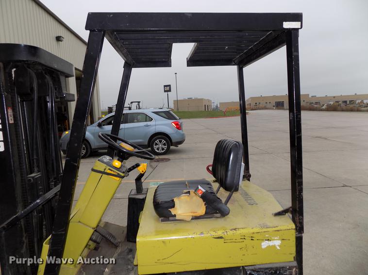 image for item DB8656 1988 Clark TM15 forklift