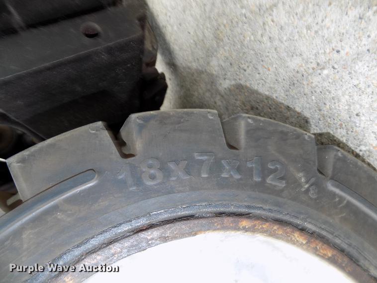 image for item DB8656 1988 Clark TM15 forklift