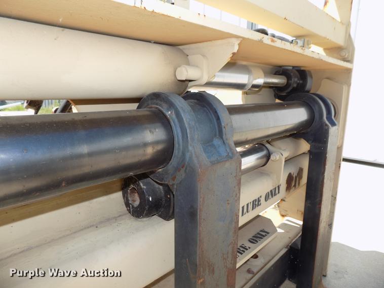 image for item DB8659 JLG telehandler carriage