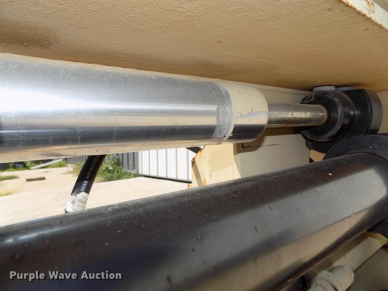 image for item DB8659 JLG telehandler carriage