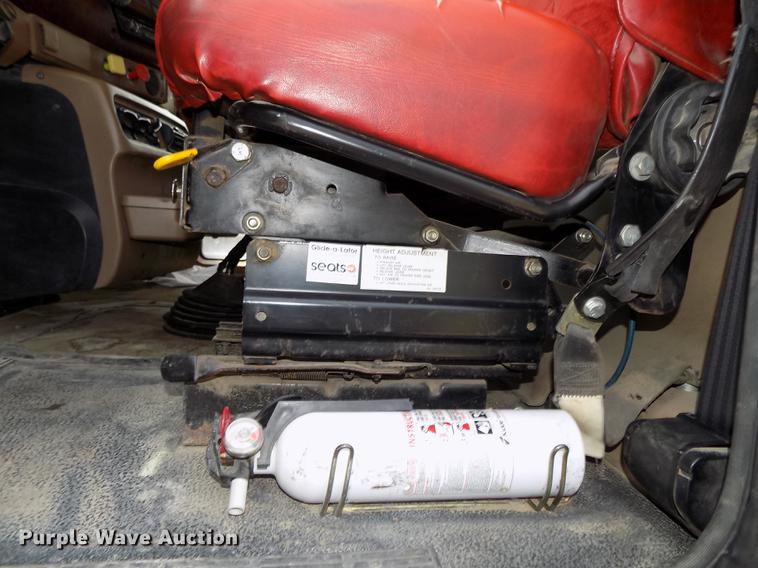 image for item DB8665 2004 Mack CV713 Granite dump truck