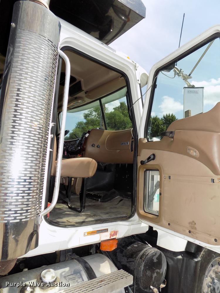 image for item DB8665 2004 Mack CV713 Granite dump truck