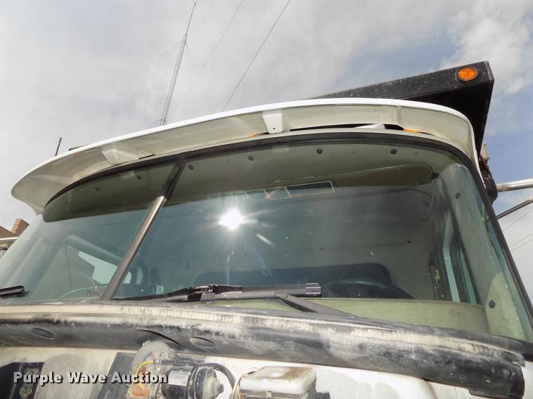 image for item DB8665 2004 Mack CV713 Granite dump truck