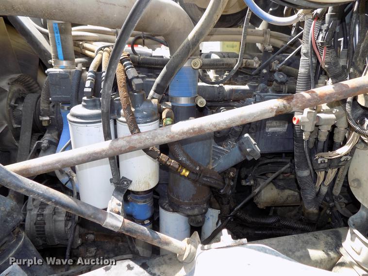 image for item DB8665 2004 Mack CV713 Granite dump truck