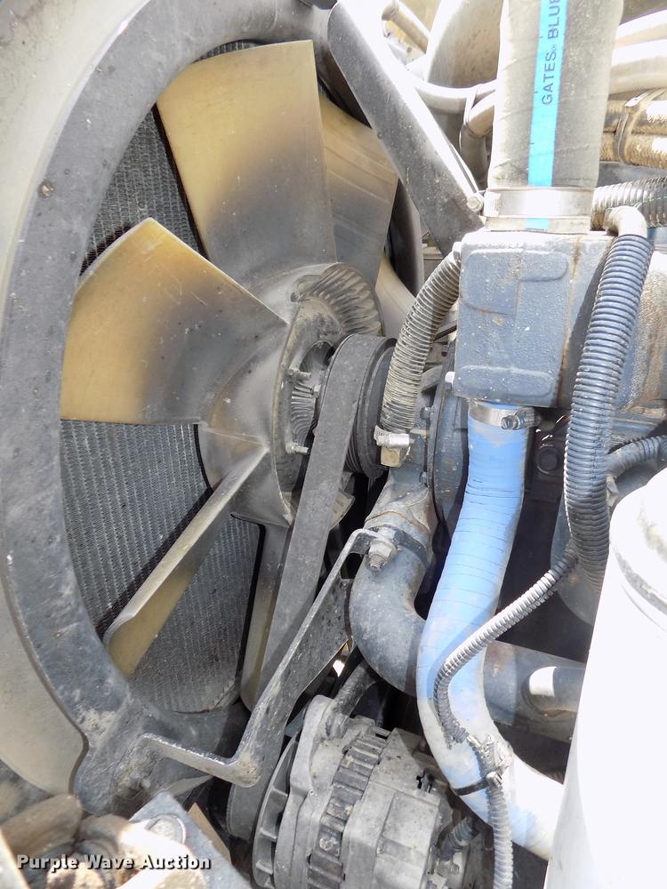 image for item DB8665 2004 Mack CV713 Granite dump truck