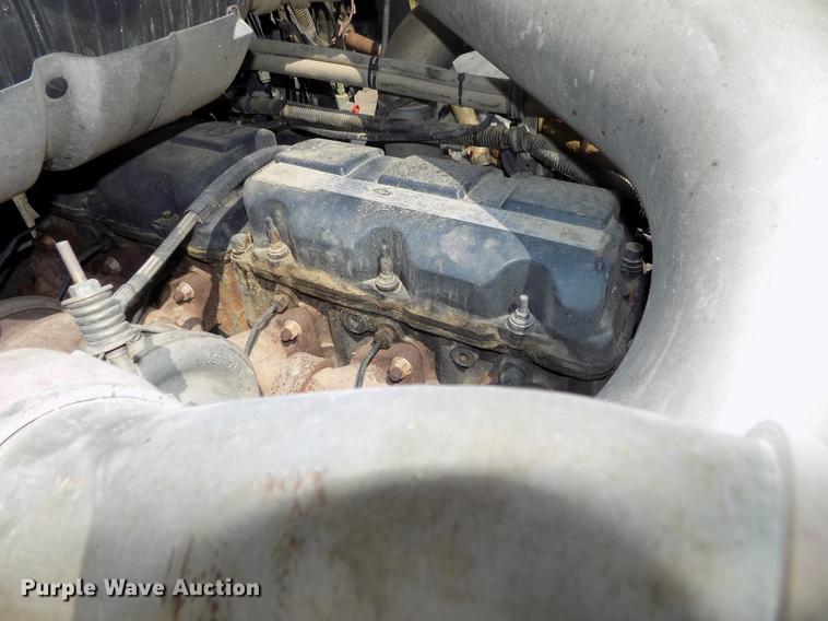 image for item DB8665 2004 Mack CV713 Granite dump truck